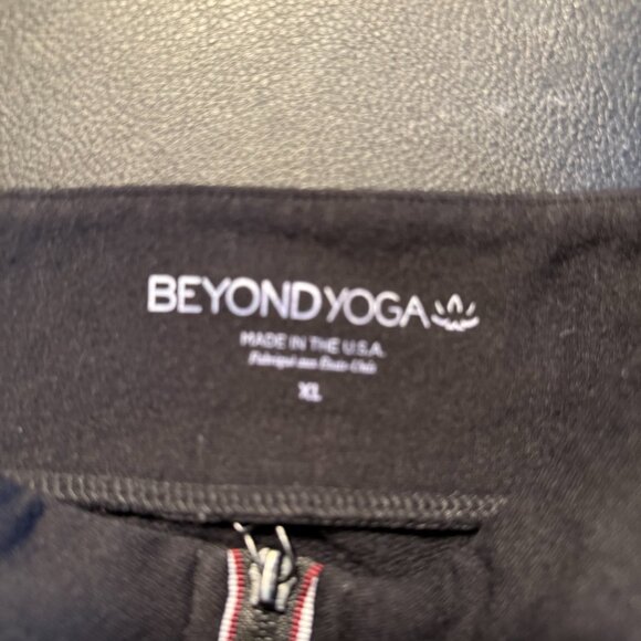 Beyond Yoga By Request Quarter-Zip Sweatshirt, Black, XL - Picture 4 of 7